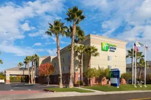 Holiday Inn Express Hotel & Suites Vacaville by IHG - Winters