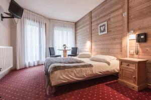 Hotels Hotel Club Le Cret : photos des chambres