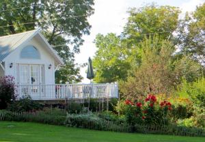 One-Bedroom House room in Enfield Manor Bed&Breakfast and Vacation Rental