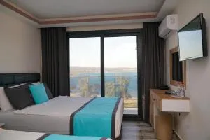 YELKEN BEACH OTEL - Palı