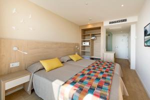 Superior Double Room room in HSM Son Veri