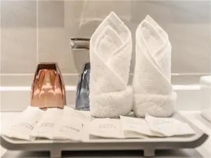 Lavande Hotel Chengdou Qingbai River Phoenix Lake - Deyang