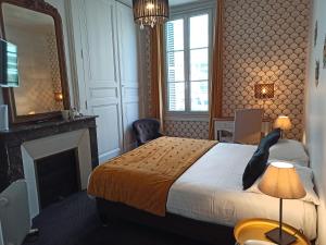 Hotels Hotel Val De Loire : Chambre Double Standard