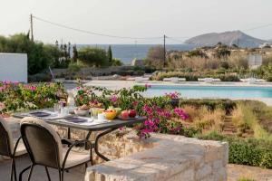 Stagones Luxury Villas Paros Greece