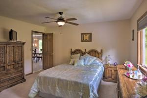 Charming Lewiston Apt 10 Miles to Niagara Falls!