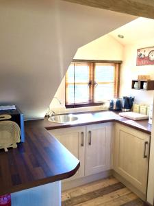 Greencourt Loft - The Cotswold Way, Stroud