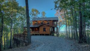 Triple Vista Mountain Tops