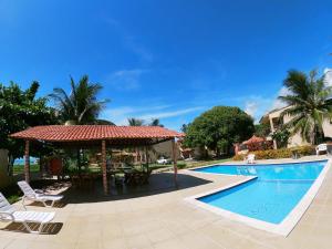 Condomínio na beira mar