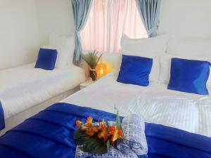 海の見える高台にあるテラス付きハウス!! 家族旅行に最適!!