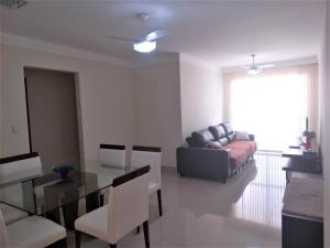 Apt Matheus Almeida - Anfitriões Gildo e Renata Localização privilegiada, conforto e seu amplo espaço são os seus diferenciais