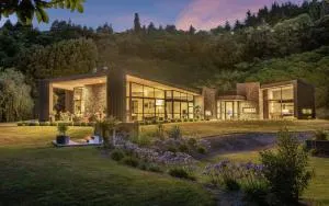 The Jewel of Akatarawa - 上哈特