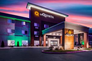 La Quinta Inn and Suites by Wyndham Elkhart - 3hvězdičkové hotely ve městě Elkhart