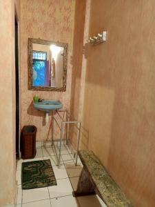 Lovina Central Hostel