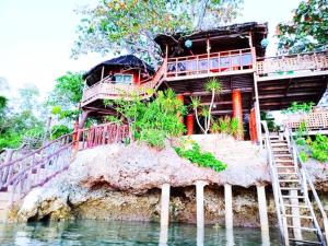 Sun & Sea Home Stay
