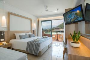 Family Room with Mountain View