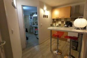 Studio rez-de-chaussée, à LesquinLille aéroport