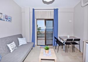Alexandros SeaView Suites
