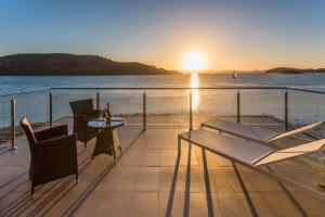 Yacht Club Villas on Hamilton Island by HIHA