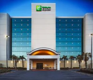Holiday Inn Express & Suites VA Beach Oceanfront by IHG - فرجينيا بيتش