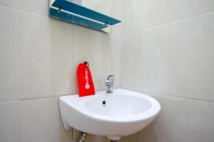 RedDoorz near Terminal Mendolo Wonosobo