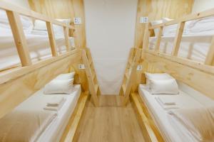 1 người trong phòng tập thể 4 giường – Chỉ dành cho nam (1 Person in 4-Bed Dormitory - Male Only)