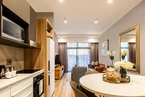 Menlyn Maine Residence Unit 1419 - Witbank