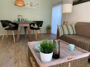 Jelly's Hoeve (Adults Only) - 尤菲蒂