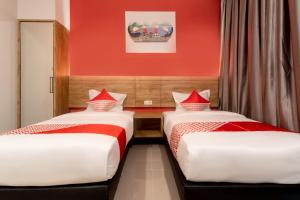 Hotel O Festive Inn