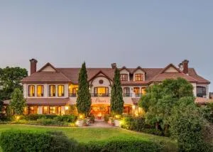 Oliver`s  - Bushman Rock