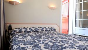 Hotels Relais Des Tilleuls : photos des chambres