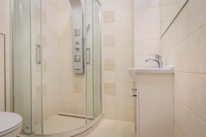 Elegant Fashionstreet Apartment