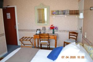 Hotels Hotel Le Castel : photos des chambres