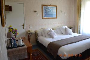 Hotels Hotel Le Castel : photos des chambres