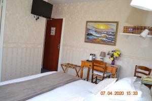 Hotels Hotel Le Castel : photos des chambres