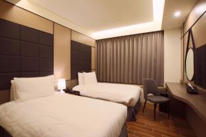 Hotel A