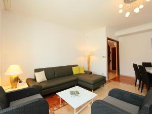 Holiday Home Requesens by Interhome