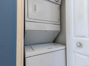 Three-Bedroom Apartment room in Surf Side Shores by Meyer Vacation Rentals