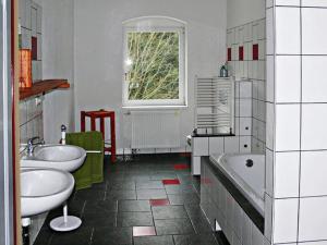 Apartment in a villa with park in Großschirma