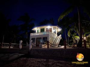 Lanas Beach Resort Carabao Island