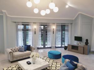 Villa Airis By The Villas 100