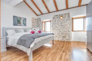 Villa Ruza, Donja Lastva