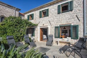 Villa Ruza, Donja Lastva