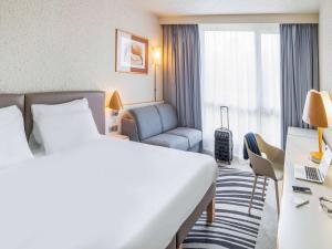 Hotels Hotel Novotel Valenciennes : photos des chambres