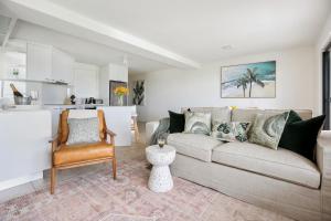 Crystal Shores Sunshine Beach