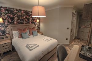 Double Room with Private Bathroom room in The Pooley Bridge Inn