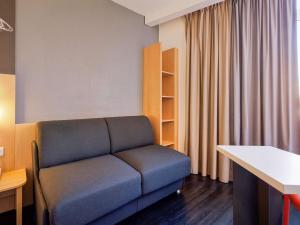 Hotels ibis Annecy Centre Vieille Ville : photos des chambres
