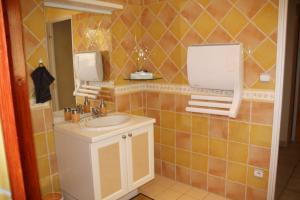 Maisons d'hotes Villa parpailloun, jardin, piscine chauffee : photos des chambres