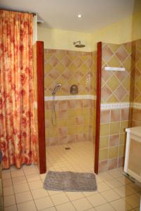 Maisons d'hotes Villa parpailloun, jardin, piscine chauffee : photos des chambres