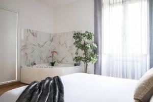 Superior Studio room in Luxury Suite with Jacuzzi in Trastevere