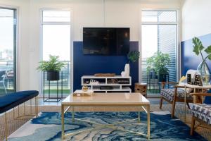 Luxury Arts District Apartments